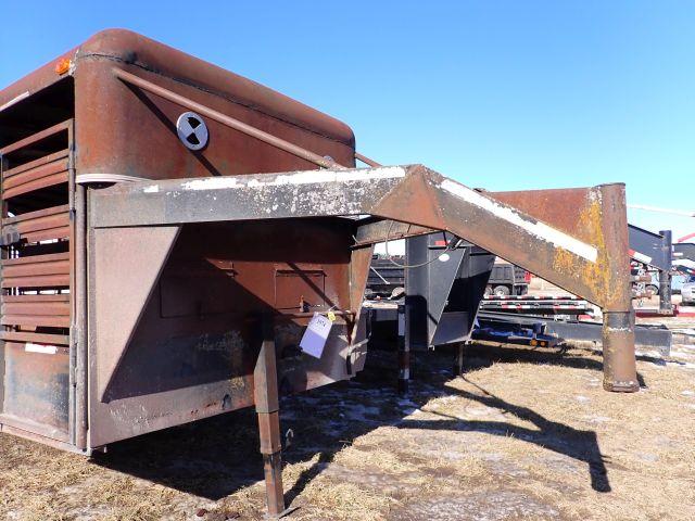 1999 7' x 20' Livestock Trailer