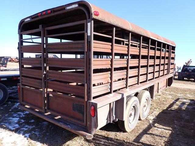 1999 7' x 20' Livestock Trailer