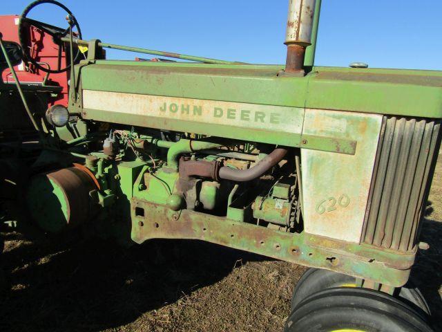 John Deere 620 Tractor, 1957