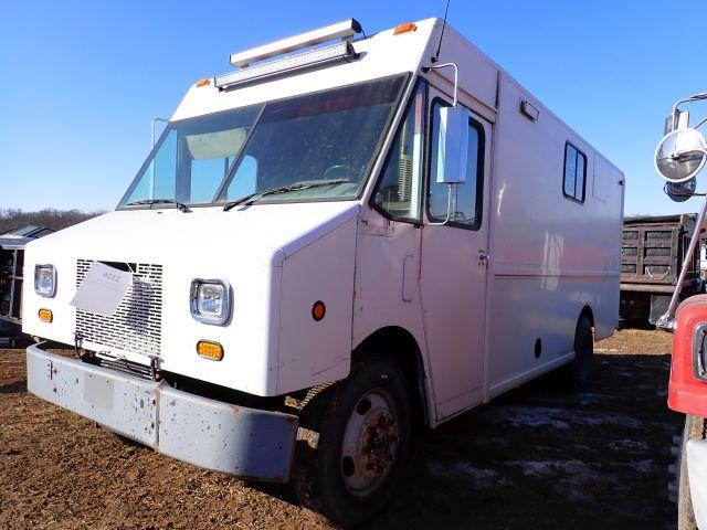 1999 Freightliner Step Van MT55