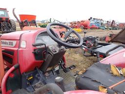 Mahindra 3510 Tractor w/ Loader