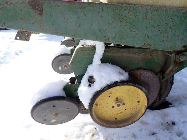 John Deere 7000 Planter