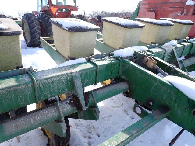 John Deere 7000 Planter