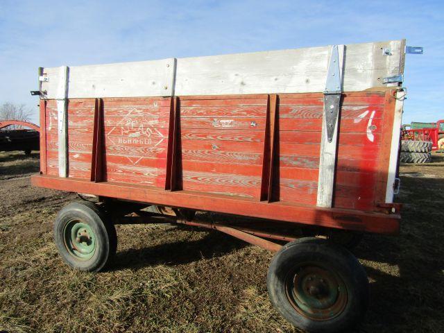 Atlas Wooden Barge Wagon with Hoist