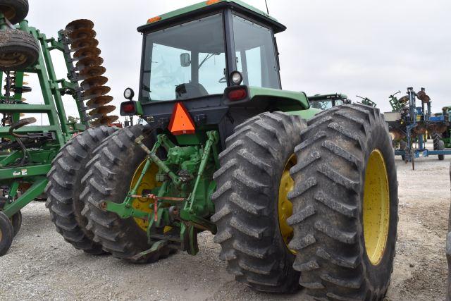 John Deere 4640 Tractor