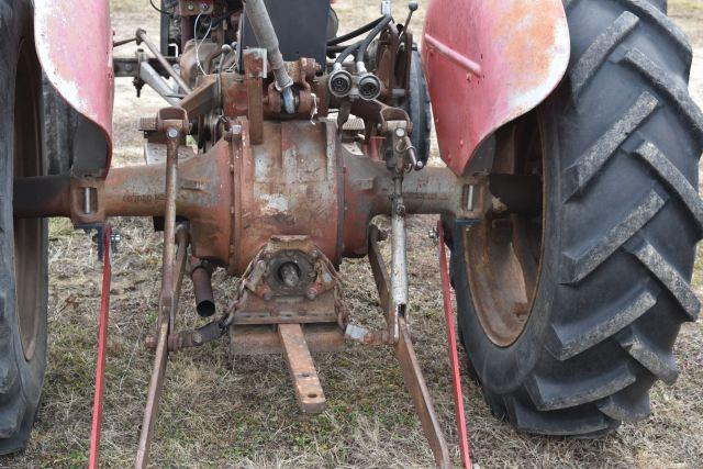 Massey Ferguson 135 Tractor