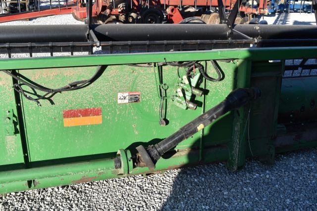 John Deere 925F Grain Table