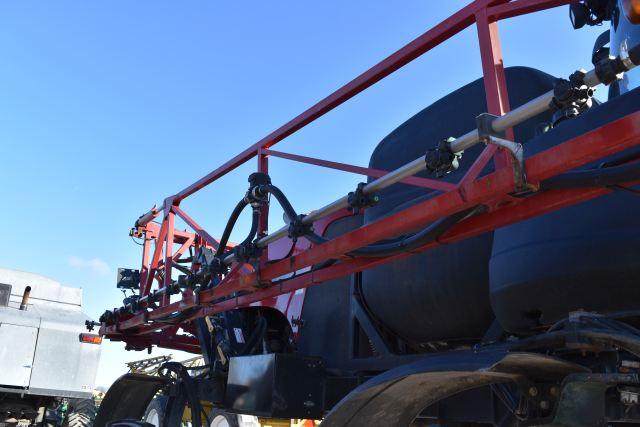 Case IH 2240 Patriot Sprayer, 2013