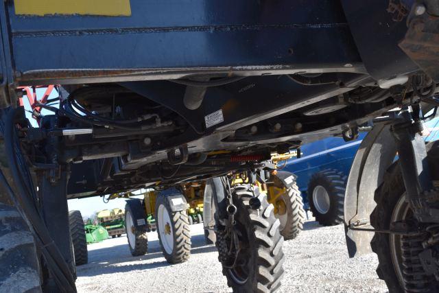 Case IH 2240 Patriot Sprayer, 2013