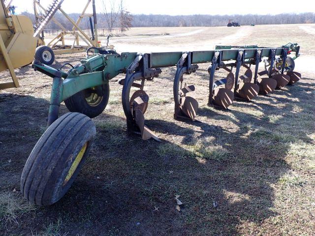 John Deere 2800 On Land Plow