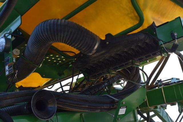 John Deere 1790 Planter