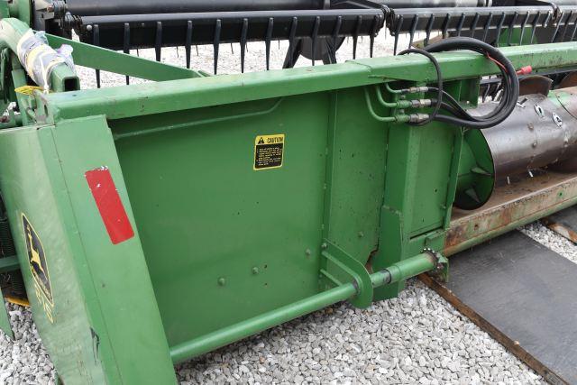 John Deere 215 Flex Platform