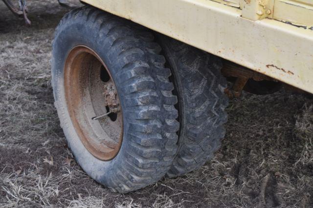 Farm Hyd Dump Trailer