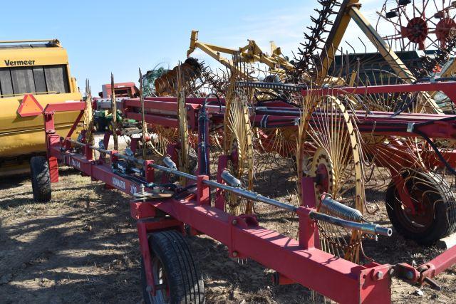 Tonutti Dominator V12 Hay Rake