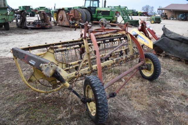 New Holland 256 Hay Rake