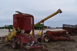 New Holland 352 Grinder Mixer