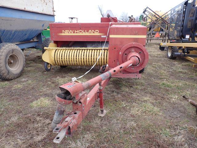 New Holland 570 Square Baler