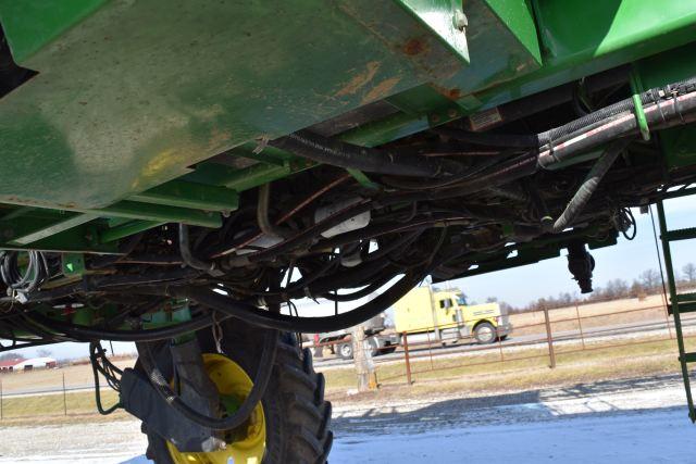 John Deere 4700 Sprayer