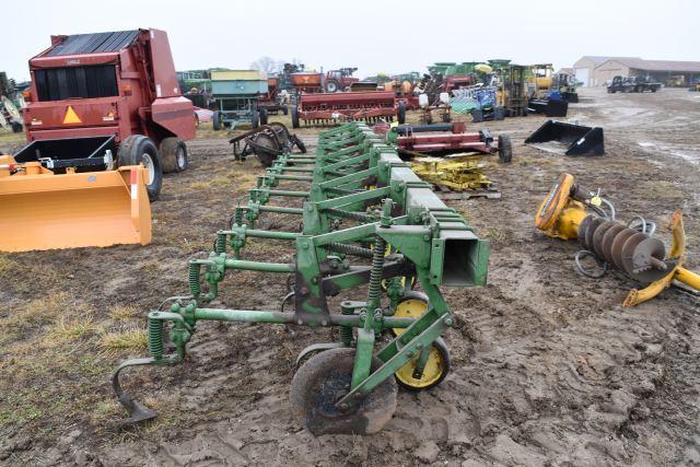 John Deere 8 Row Cultivator