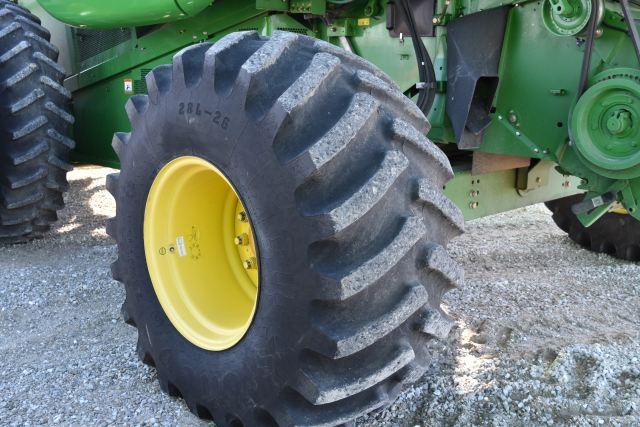 John Deere 9770 Combine, 2010