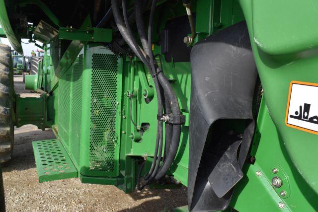 John Deere 9770 STS Combine, 2010