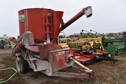 Gehl 135 Grinder Mixer