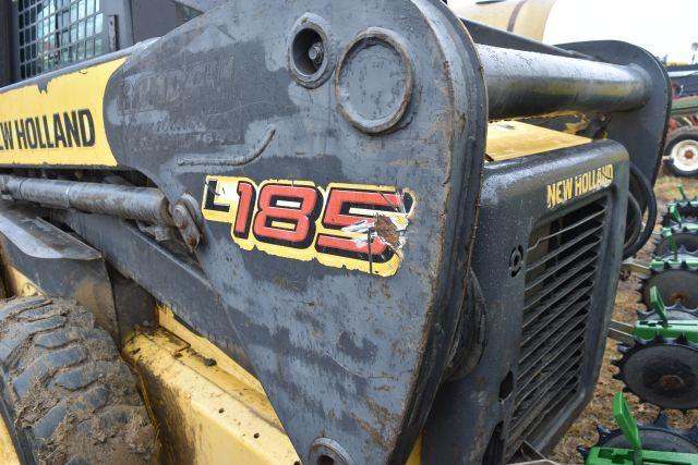 New Holland L185 Skid Steer