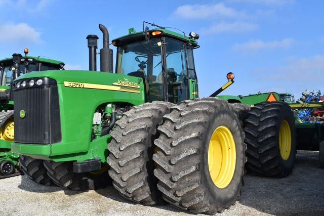 John Deere 9620 Tractor, 2006