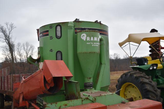 Owatonna 430 Grinder Mixer