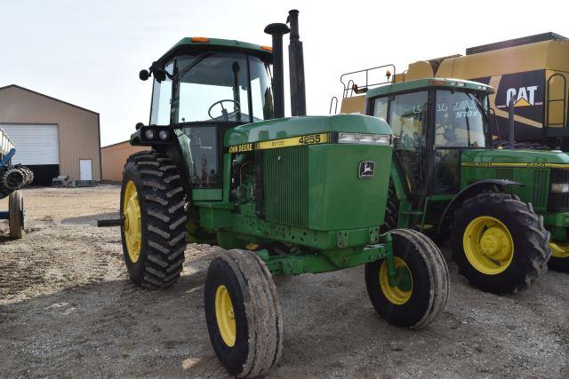 John Deere 4255 Tractor, 1989