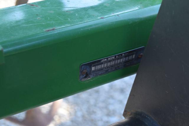 John Deere 726 Mulch Finisher