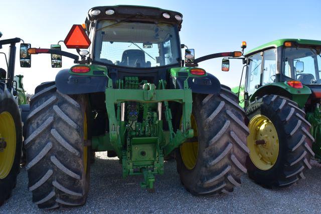 John Deere 6215R Tractor, 2019