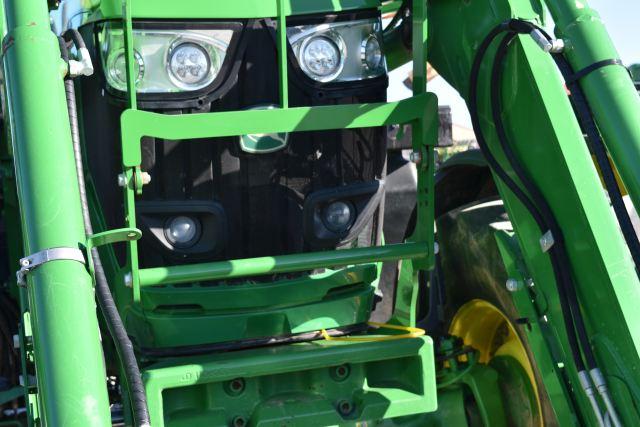 John Deere 6215R Tractor, 2019