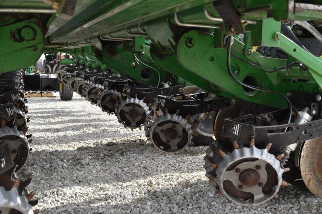 John Deere 1770 NT Planter, 2009