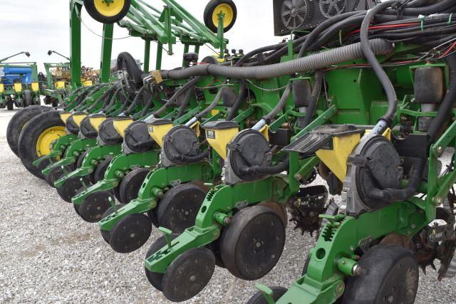 John Deere 1770 NT Planter, 2009