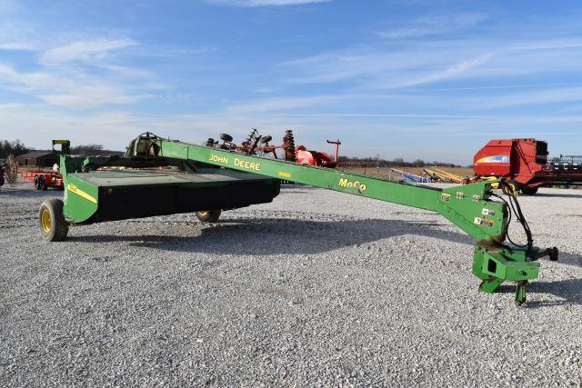 John Deere 946 Mower Conditioner