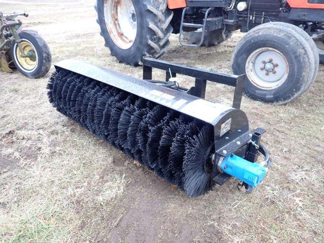 Mower King Skidsteer Broom