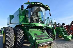 John Deere S680 Combine, 2017