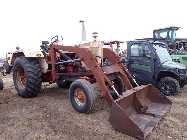 Case 930 Tractor