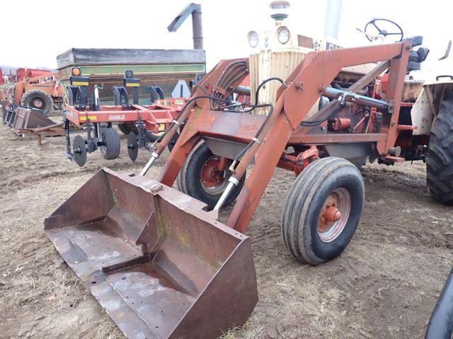 Case 930 Tractor