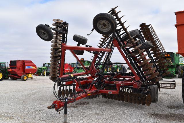 Case 330 Turbo Till Planter, 2011