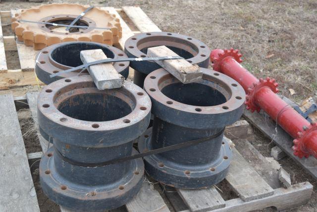 Pallet of 4 CIH Magnum Axle Extensions