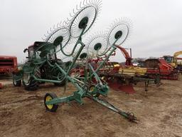 John Deere 10 Wheel Rake