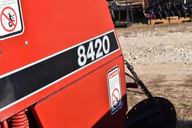 Case IH 8420 Baler