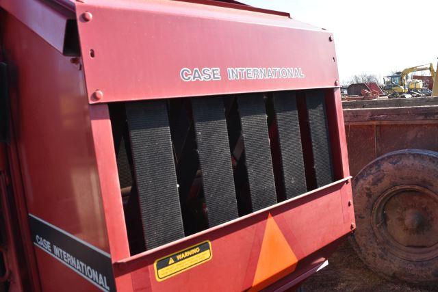 Case IH 8420 Baler