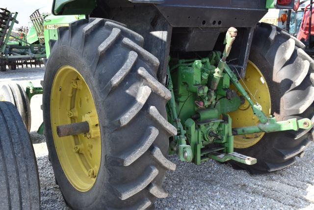 John Deere 4250 Tractor