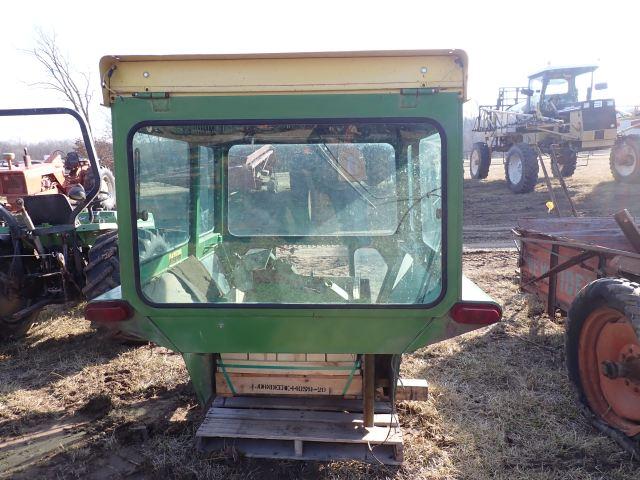 John Deere Cab