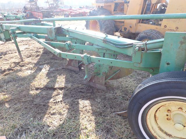 John Deere 5 Bottom Plow