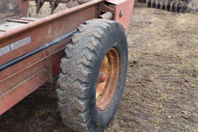 Massey Ferguson 110 Manure Spreader