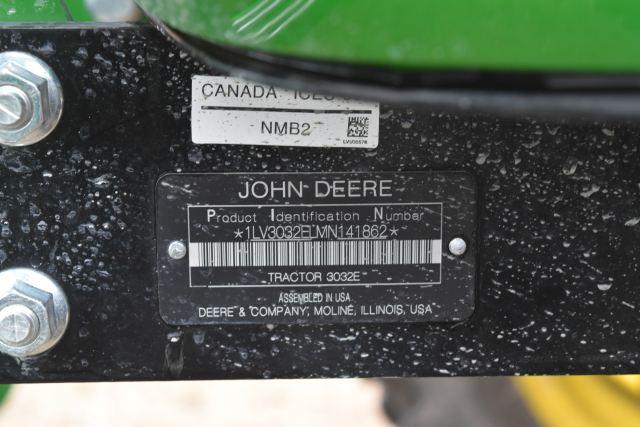 John Deere 3032E Tractor, 2022